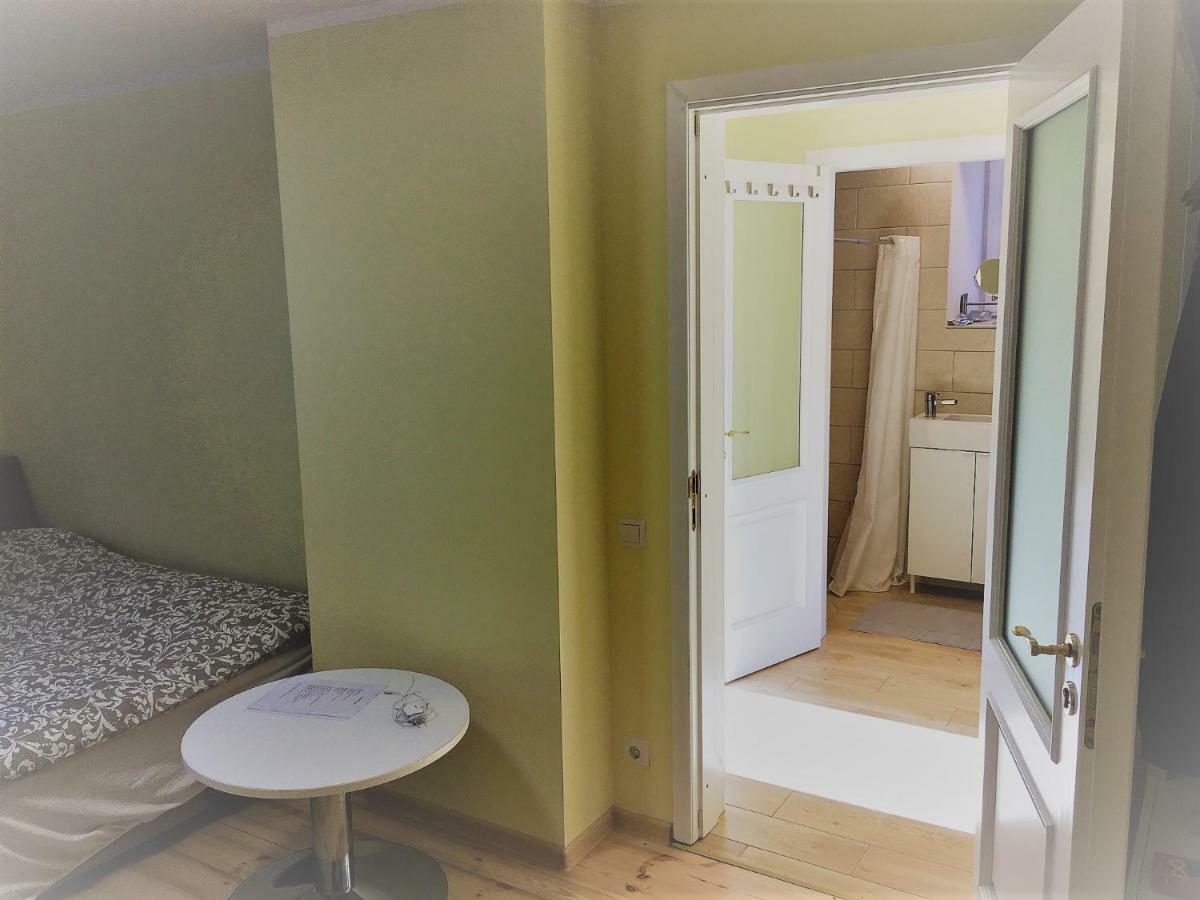 Excelent Apartment With Garden And Free Parking Ρίγα Εξωτερικό φωτογραφία